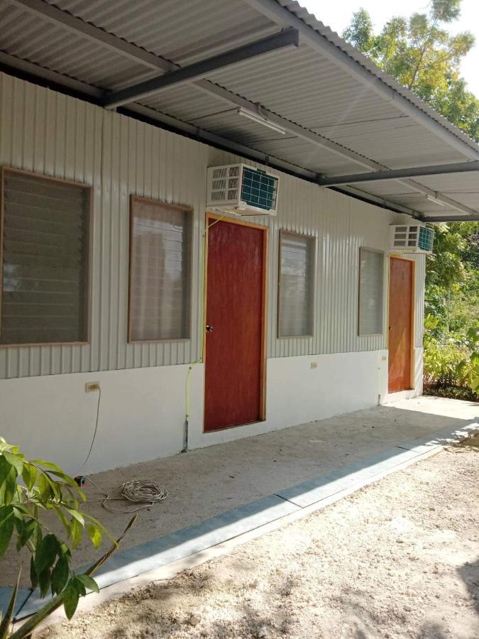 Lr Hostel And Cafe โมอัลโบอัล ภายนอก รูปภาพ