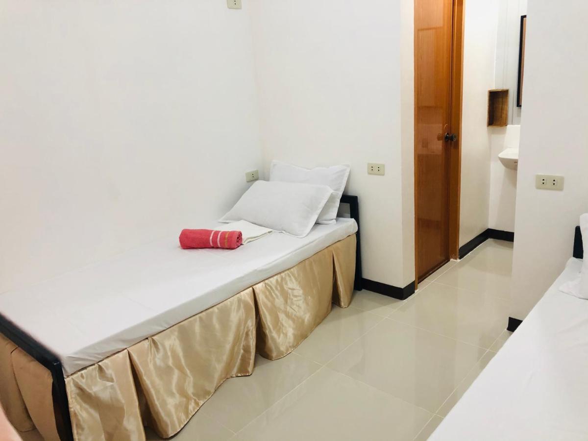 Lr Hostel And Cafe โมอัลโบอัล ภายนอก รูปภาพ